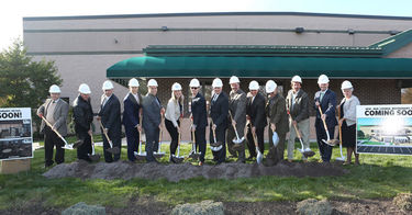 Best Cigar Prices holds groundbreaking ceremony for major expansion that includes bar and restaurant