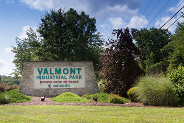 Valmont Park Association members receive updates on park roads and bridge during quarterly meeting